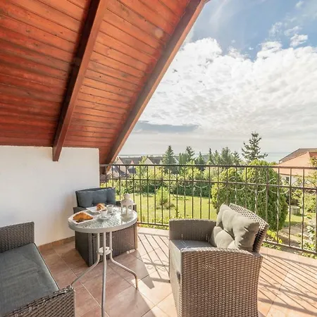 Appartement Kamilla Balatonkenese